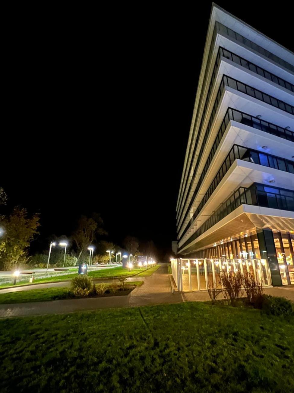 Seaside Park Apartamenty Prywatne Z Widokiem Na Morze Kołobrzeg Esterno foto