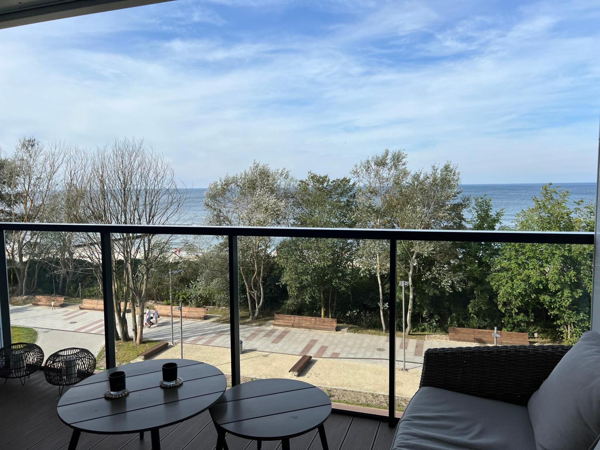 Seaside Park Apartamenty Prywatne Z Widokiem Na Morze Kołobrzeg Esterno foto