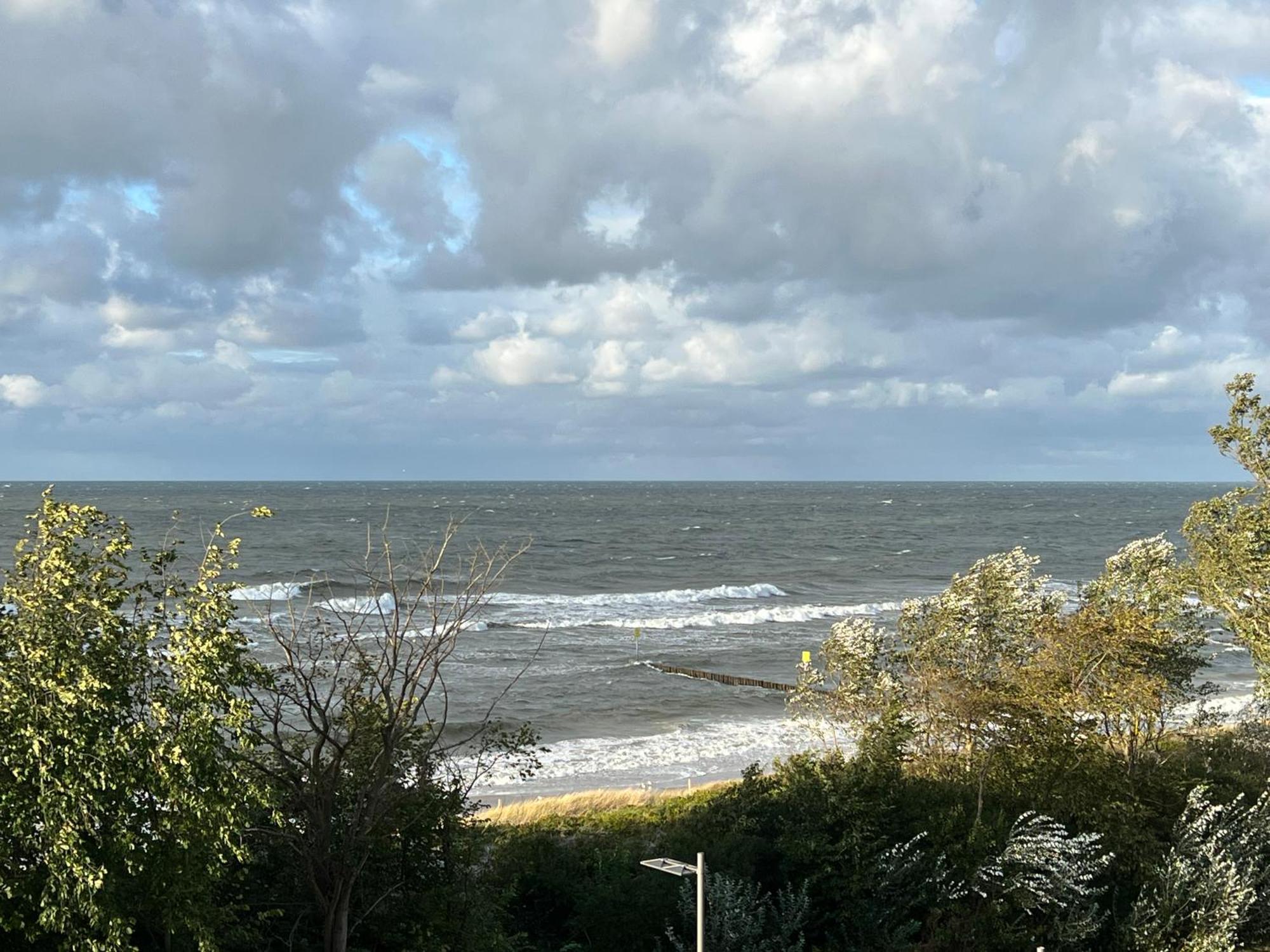 Seaside Park Apartamenty Prywatne Z Widokiem Na Morze Kołobrzeg Esterno foto